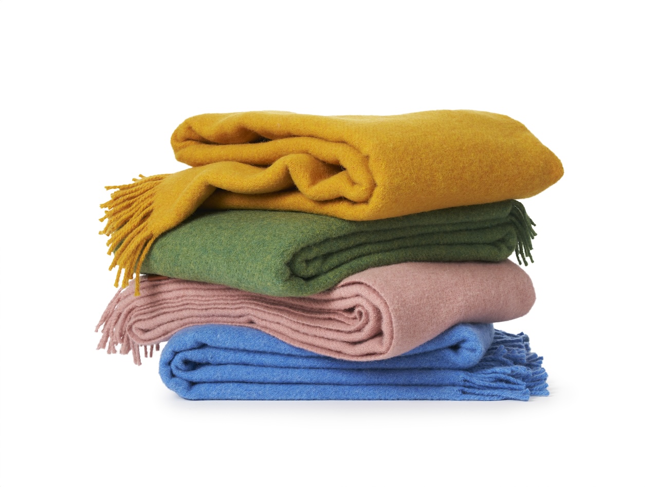 True recycled wool throw