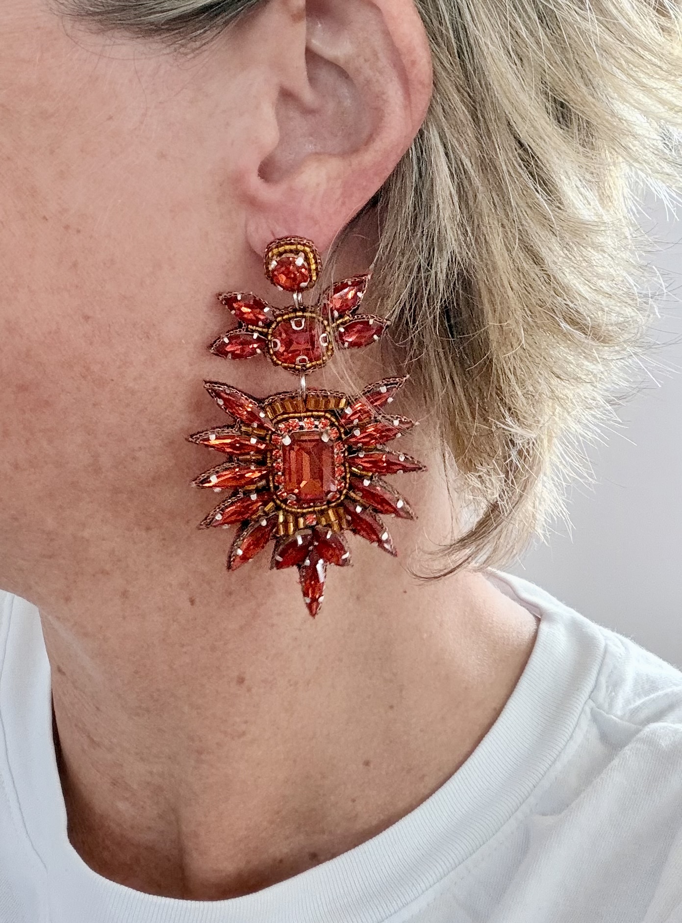 Ohrringe rote Kristalle 3 Ohrringe rote Kristalle – Bild 2